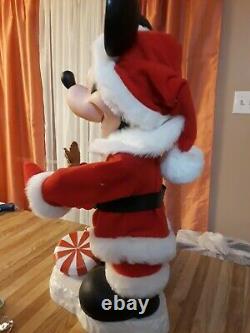 SANTA'S BEST 1997 ANIMATED MICKEY MOUSE With LIGHT POLE