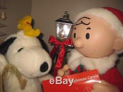 SANTA'S BEST ANIMATED CHARLIE BROWN & SNOOPY AT STREET LAMP Motionette SEE VIDEO