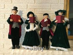 SET of 4 Christmas CAROLERS 18 Raz Imports 3900784