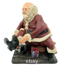 Santa Putting On Shoes Smiling Statue Hand Sculpted Signed CAWW Studio Christmas