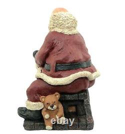 Santa Putting On Shoes Smiling Statue Hand Sculpted Signed CAWW Studio Christmas
