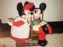 Santa's Best Minnie Mickey Mouse Christmas Animation Motionette with Original Box