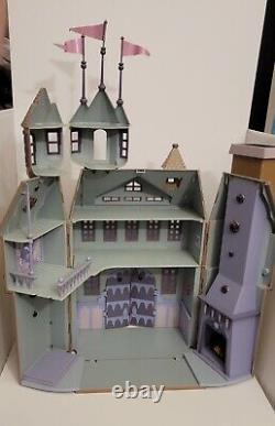 Santa's Castle Rudolph-The Island of Misfit Toys 2001 w Accessories READ DESCRIP