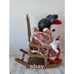 Santa's best 1993 Minnie Mouse knitting rocking chair animated Xmas