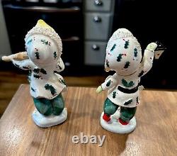 Set Of 2 Vintage Geo Z Lefton Chrismas Carolers 5 with Holly Signed MCM 1950's