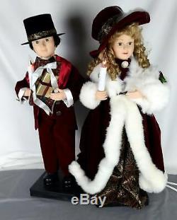 Traditions 27 Lighted Animated Victorian Carolers Boy & Girl 1990's EUC (1049)