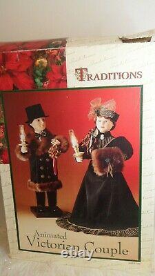 Traditions Animated 26 Victorian Couple