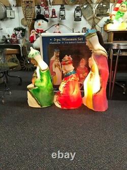 VINTAGE General Foam Wise men Nativity Lot of 3 Christmas Blow Mold with box