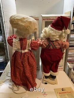 Vintage 1990s Telco Motionettes Mrs Clause Cooking Santa Checking His List 26