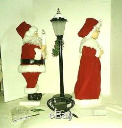 Vintage Animated Trim a Home Mr. & Mrs. Santa Claus & Light Post Lighted Motion