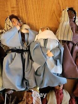 Vintage Byers Choice Nativity Pageant Set 1989 Wise Men Sheppard's Christmas