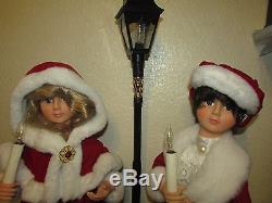 Vintage Christmas Animated Lighted Victorian Couple 27 & Lighted Lamp Post