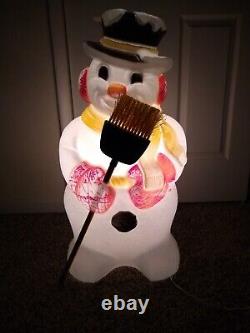 Vintage Christmas Snow Man Blow Mold Figure With Hat And Real Broom 30 Tall