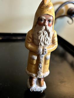 Vintage Extremely Rare Vaillancourt Folk Art Yellow Santa 131 © 1985