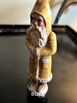 Vintage Extremely Rare Vaillancourt Folk Art Yellow Santa 131 © 1985