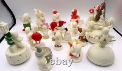 Vintage Huge Lot of 19 Snow Babies Pooh Mickey M & M Witch Toto Minnie Music Box