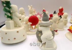 Vintage Huge Lot of 19 Snow Babies Pooh Mickey M & M Witch Toto Minnie Music Box