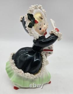 Vintage Napco Christmas Shopper Girl Postcard & Present Spaghetti Trim AX2750