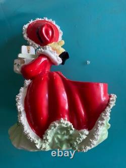 Vintage Napco Christmas shopper girl 6 spaghetti trim so cute! Rare vase