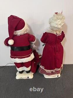 Vintage Telco Motionettes Mr and Mrs Santa Claus Animated 24 Lights & Motion