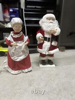 Vintage Telco The Original Motion-ettes of Christmas Santa, Mrs. Claus EUC