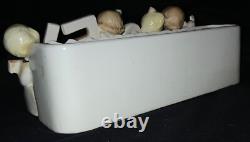 Vintage!'napco' Ceramic Christmas Planter Noel Kids On Candy Cane