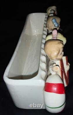 Vintage!'napco' Ceramic Christmas Planter Noel Kids On Candy Cane