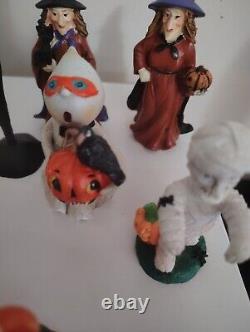 Vtg Halloween Lot Of 15 Small Figurines Witches Pumpkins Ghosts Black Cats