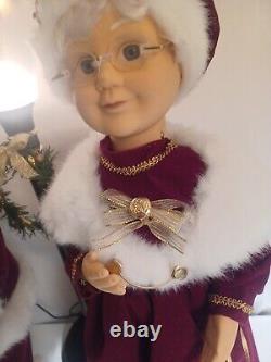 Vtg Santa & Mrs Claus Light Post Animated Triple Cord VERY CLEAN! 20 Tall