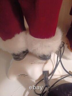 Vtg Santa & Mrs Claus Light Post Animated Triple Cord VERY CLEAN! 20 Tall