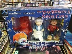 Year Without a Santa Heat Miser Mrs. Claus Jingle Figurine Action Figures Set